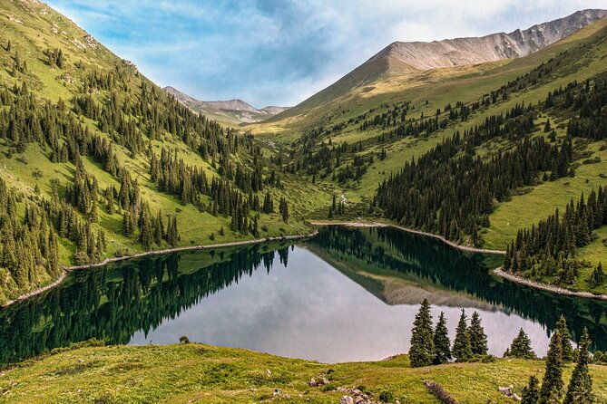 3-Day Private Horseback Riding and Hiking Tour in Kolsay - Day two: riding toward Middle Kolsay Lake