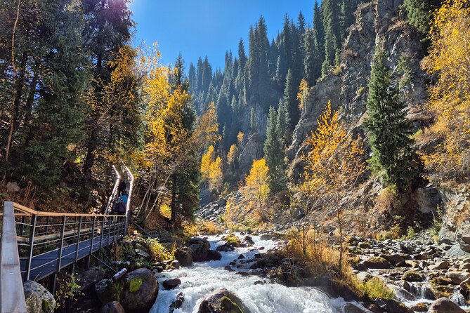 Alma-Arasan & Ayusai Mountain Gorges with Hot Springs Tour - Sunkar Falcon Farm from April through October