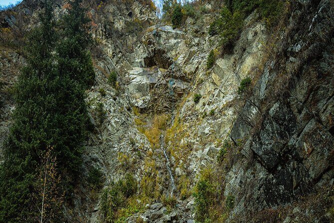 Alma-Arasan gorge tour - What the private vehicle adds