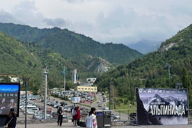 Almaty city tour and Medeu-Shymbulak-Koktobe-Green Bazar - Shymbulak and the cable car ride