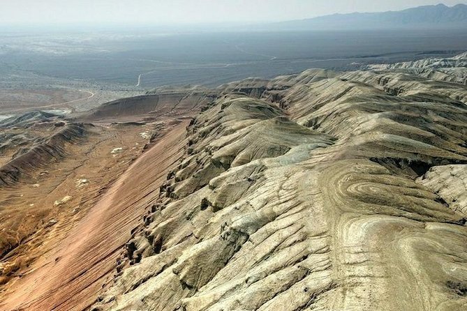 Altyn emel 2 days tour. (Singing dune, AkTau, KattyTau) - Leaving Almaty in a private 4WD