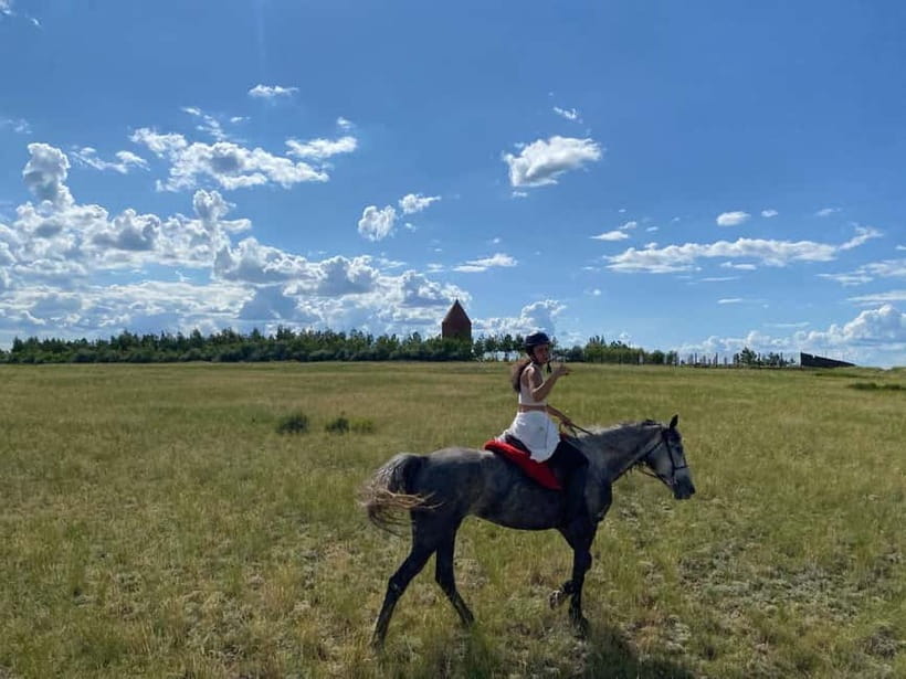 Astana: 2-Day 1-Night Ranch Stay & Tour Historic Mausoleum - Meeting the horses and learning the basics