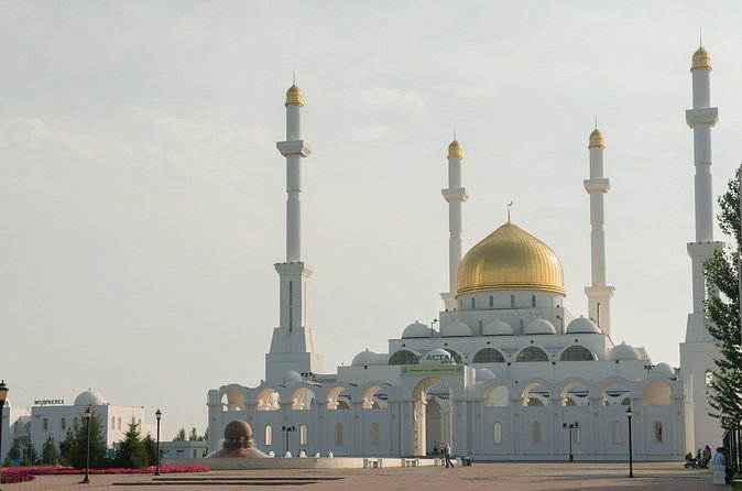 Astana Private Custom Walking Tour with A Local Guide - Khan Shatyr: finish beneath the transparent tent