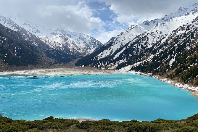 Big Almaty Lake - azure eye of Alatau (+ Ayu gorge) half-day tour - What the private vehicle and guide add