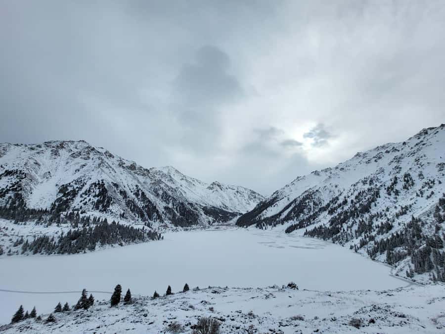 Big Almaty Lake Tour with Optional Hike - Timing, weather, and practical concerns