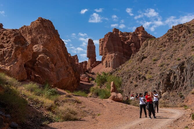 Charyn canyon, Kolsai lake, Kaindy lake 2 Days - The pace, fitness level, and private format
