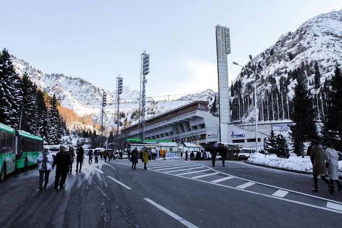 Medeu and Shymbulak + Big Almaty Lake and Falcon show (Private day-tour) - Shymbulak by cable car to 3,200 meters