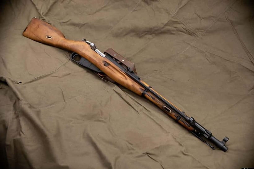 Shooting tour - AK 47, Mosin -Nagant , Glock and others - Meeting Dimitri in Almaty