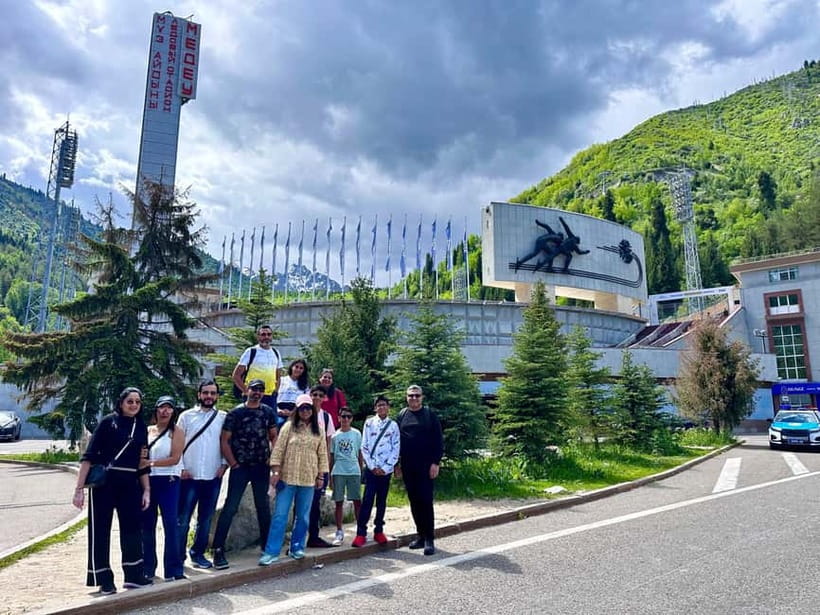 Small Group: Almaty Top 6 locations - Ascension Cathedral and Panfilov Park